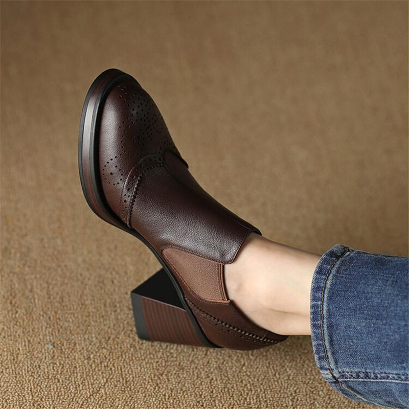 Fashion 2024 New Spring Genuine Leather Women Shoes Round Toe Women Pumps Brogue Designs Shoes for Women High Heel Loafers Ladies Shoes