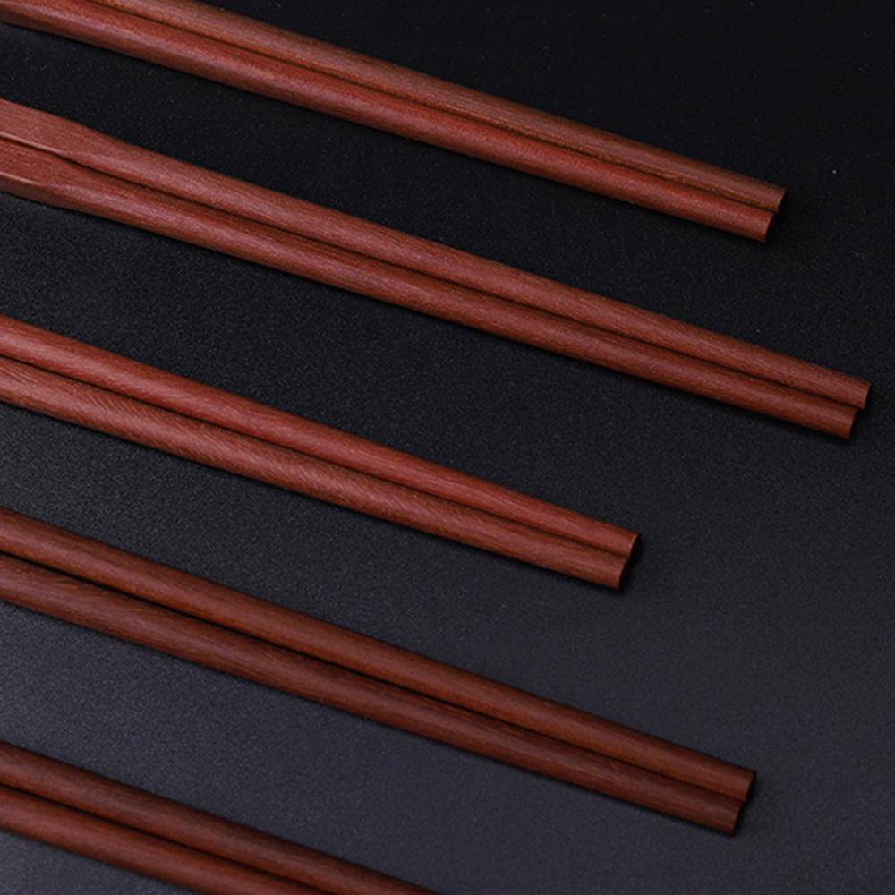 Alta Qualidade Premium Sândalo Vermelho Natural Palitos de Chopsticks Embalagem Caixa de Presente Talheres Domésticos Conjunto de Talheres Palitos de Chopsticks Chineses