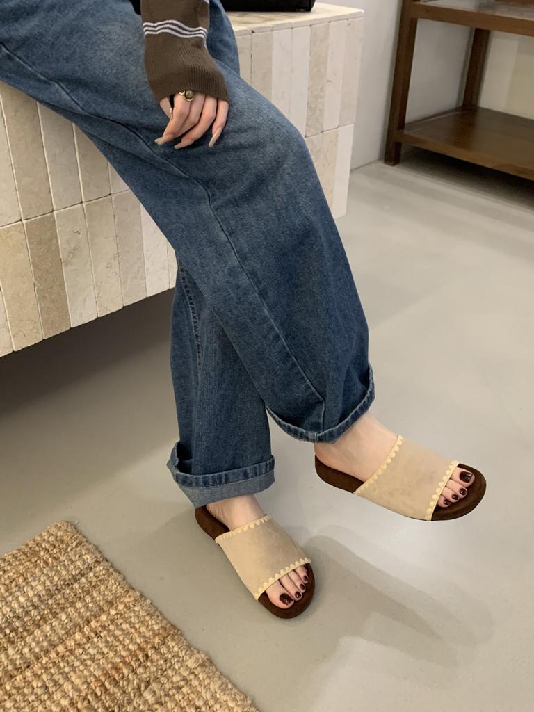 2025 autumn new casual one-word slippers women's suede embroidered thread thick bottom flat heel non-slip soft bottom