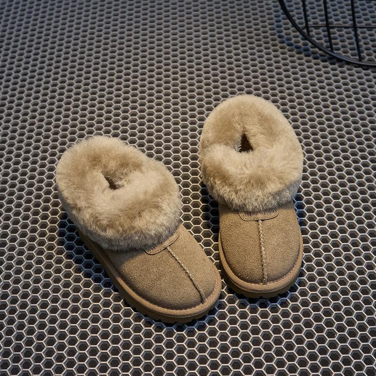 New Children's Snow Boots with Fleece Lining, Thickened Girls' Cotton Shoes, Boys' Cotton Boots, Waterproof and Non-Slip Short Boots for Winter