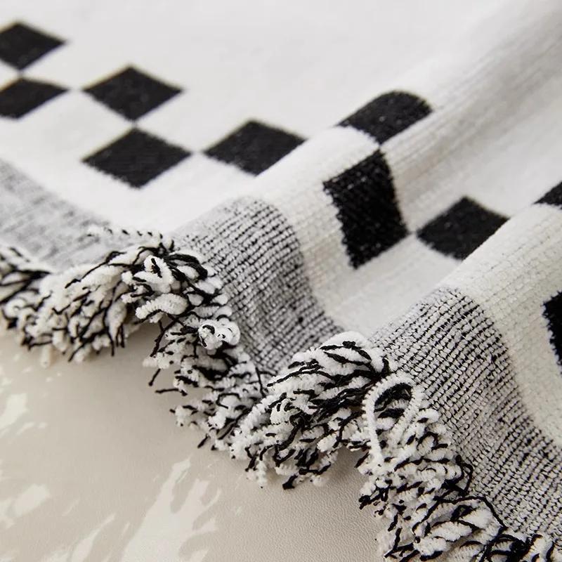 Kalınlaştırılmış Şönil Kumaş Kanepe Örtüsü Modern Basit Çizgi Film Desenli Sevimli Kanepe Kılıfı Kumaşı