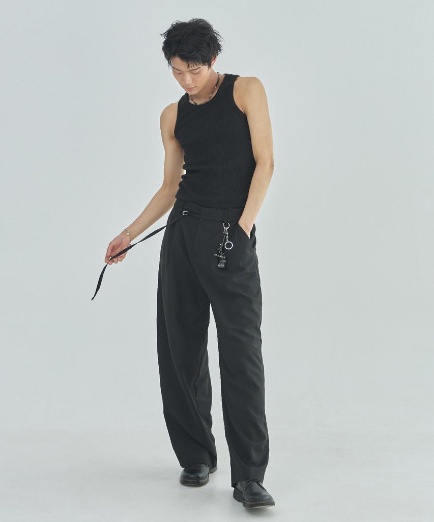 Ladeuedisyeon Belted Tapered Wide Pants_Black