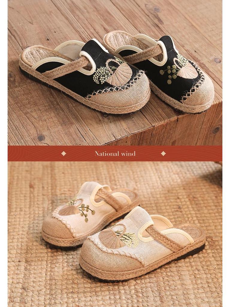 2025 Ethnic Women's Embroidered Outdoor Flat Slippers with Linen Midsole