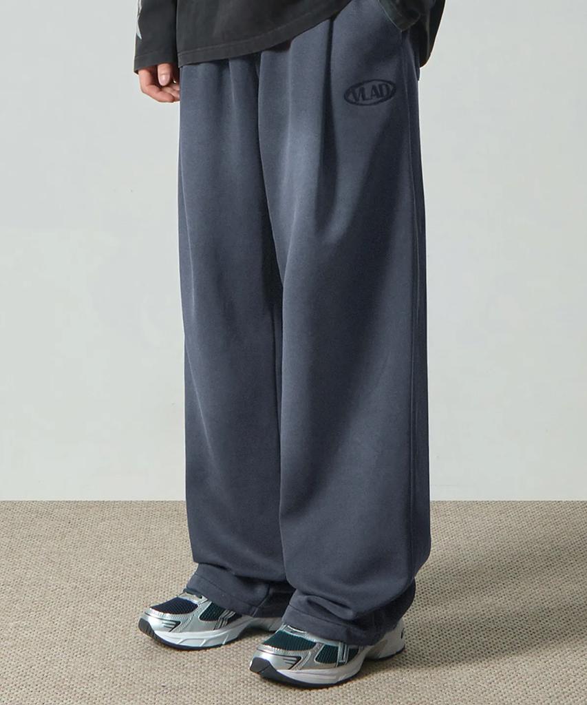 Dimiteulibeullaeg Vlad One-Pleat Pigment Fade Wash Sweatpants_Navy