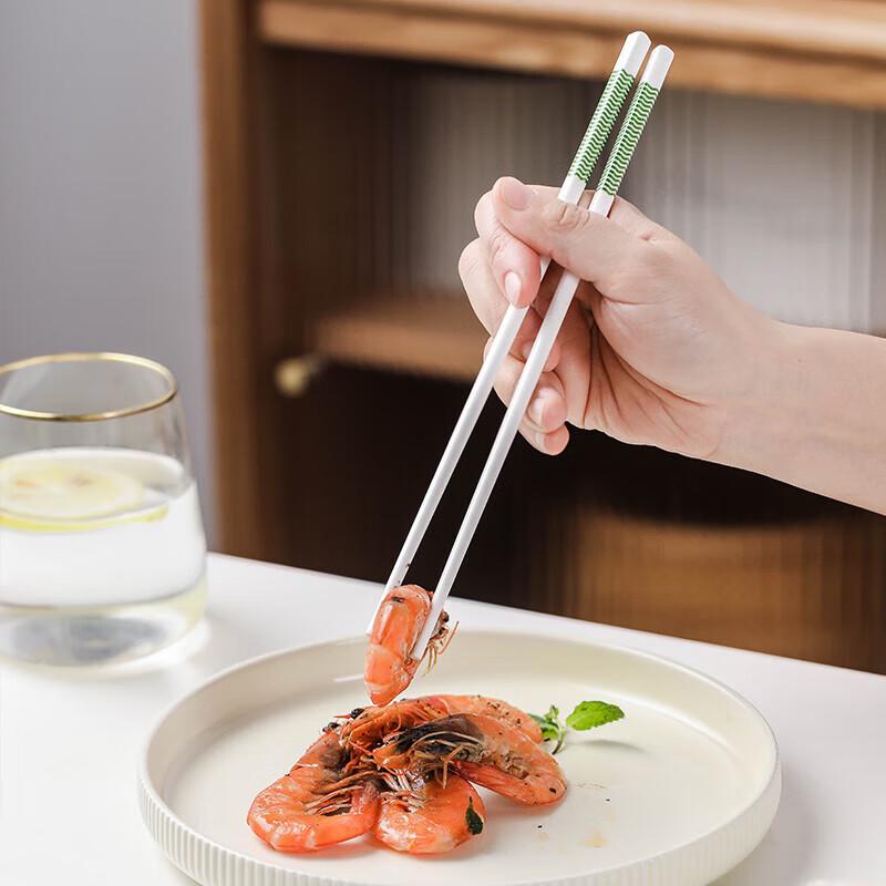 Helianfeng Style Ceramic Chopsticks Set