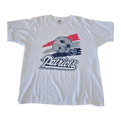Vintage Y2K New England Patriots Grafik-T-Shirt aus den 2000ern.