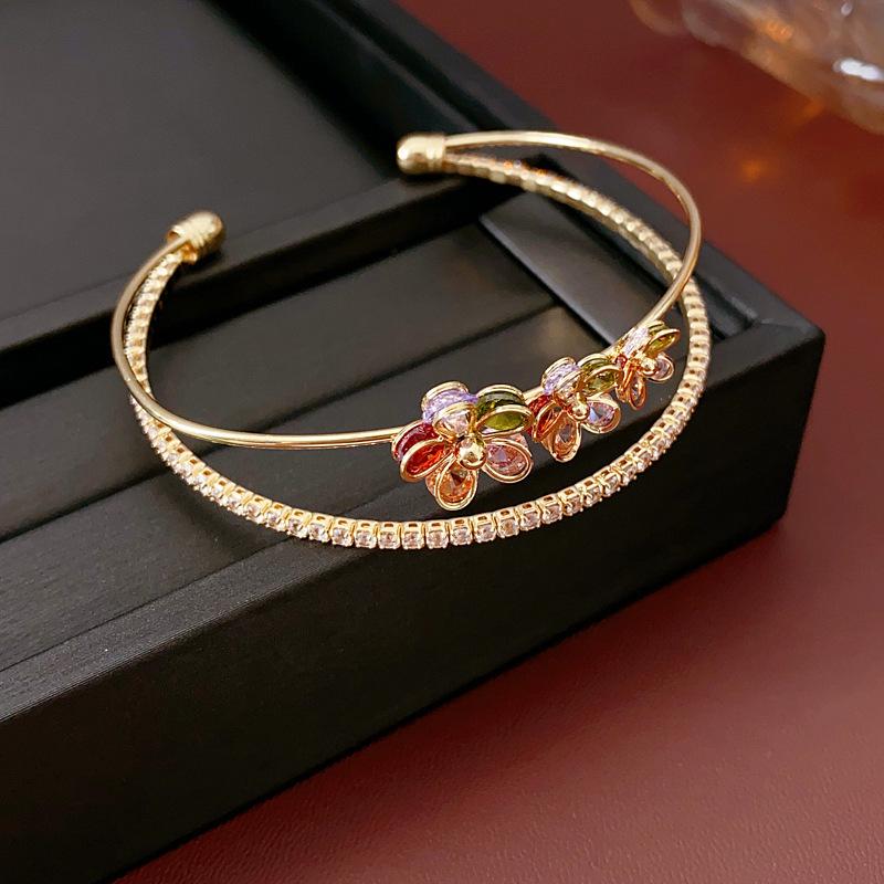 Vintage Geometric Zircon Bracelet - Elegant, Versatile Bangle for Women