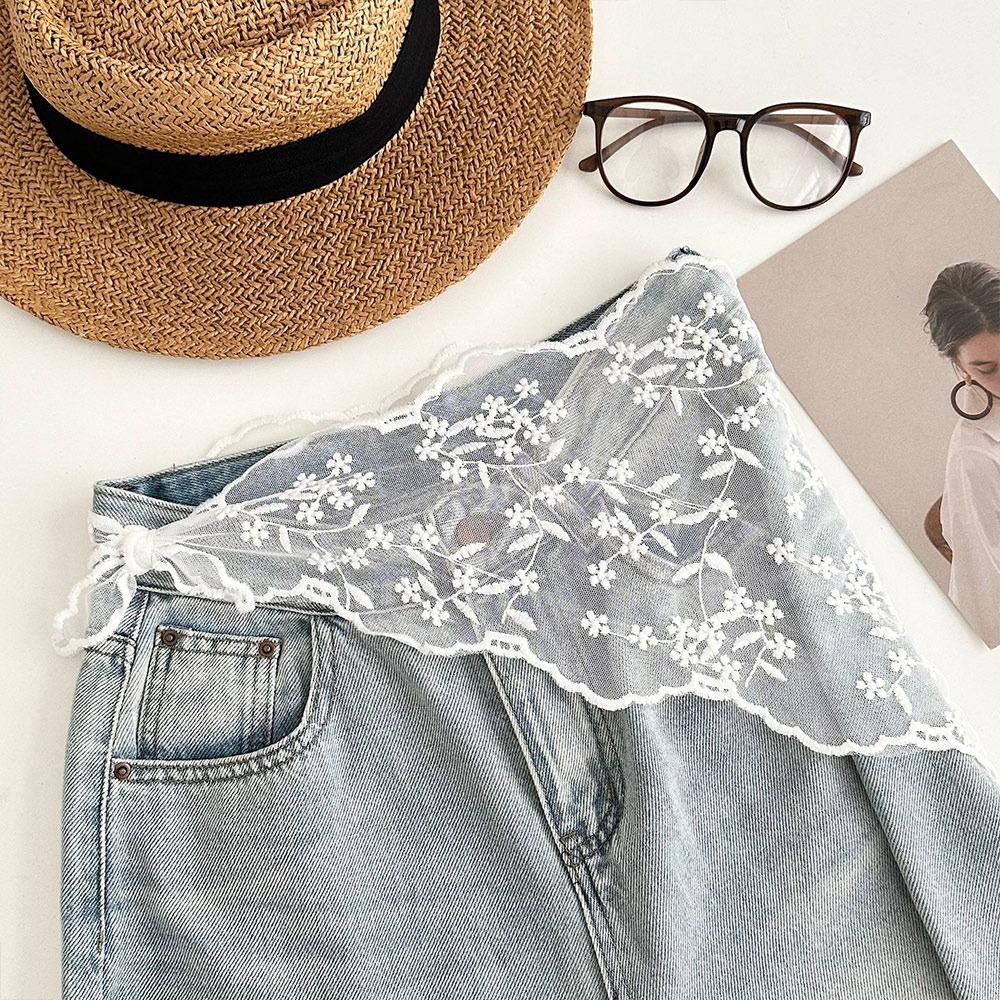 Embroidered Lace Triangle Headscarf Hollow-out White Hair Bandana Woven Floral Pastoral Style Butt Curtain Skirt