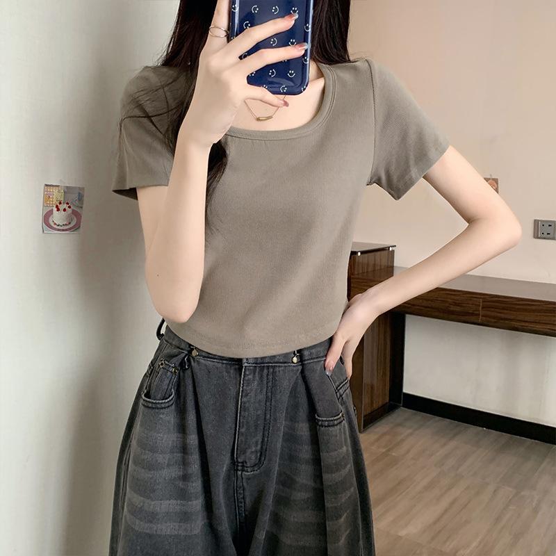 Threaded Short-sleeved T-shirt for Women, Hemmed Collar, Summer Hem, Curved Design, Short Hot Girl Petite Style Top