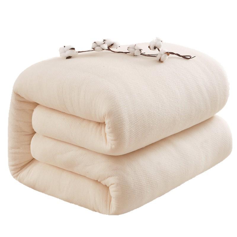 Xinjiang Cotton Thickened Quilt Batting for Autumn/Winter - Warm, Single, and Cozy Mattress Pad.