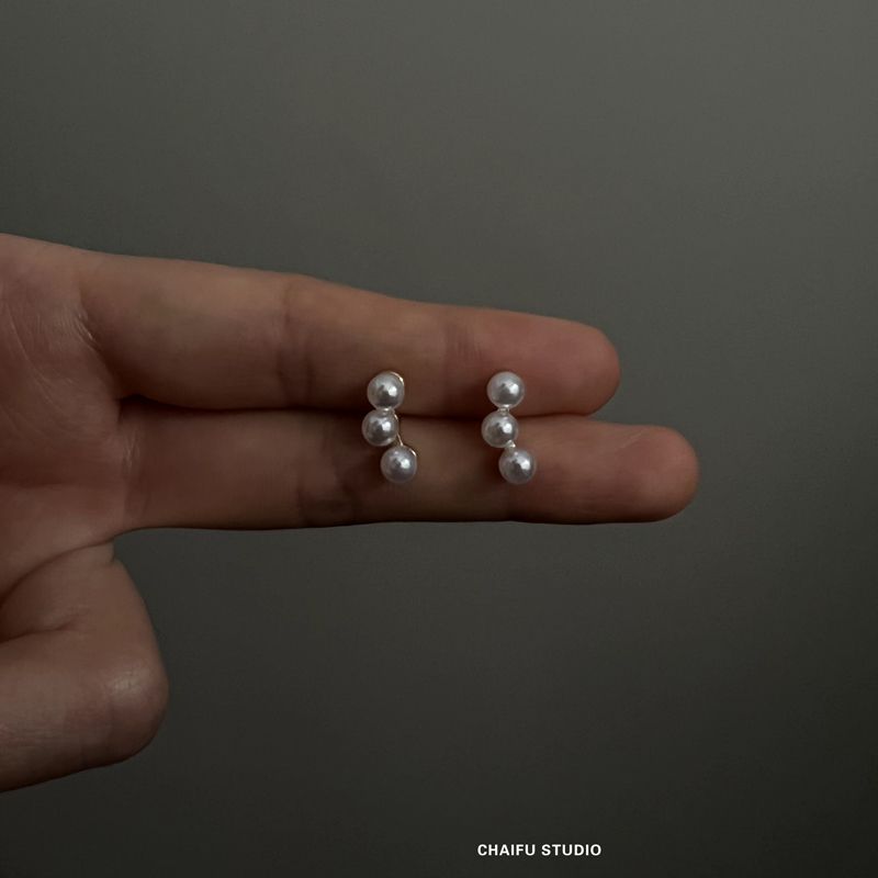 

INS Studio Exquisite Petite Earrings Earrings Pearl Main drawing