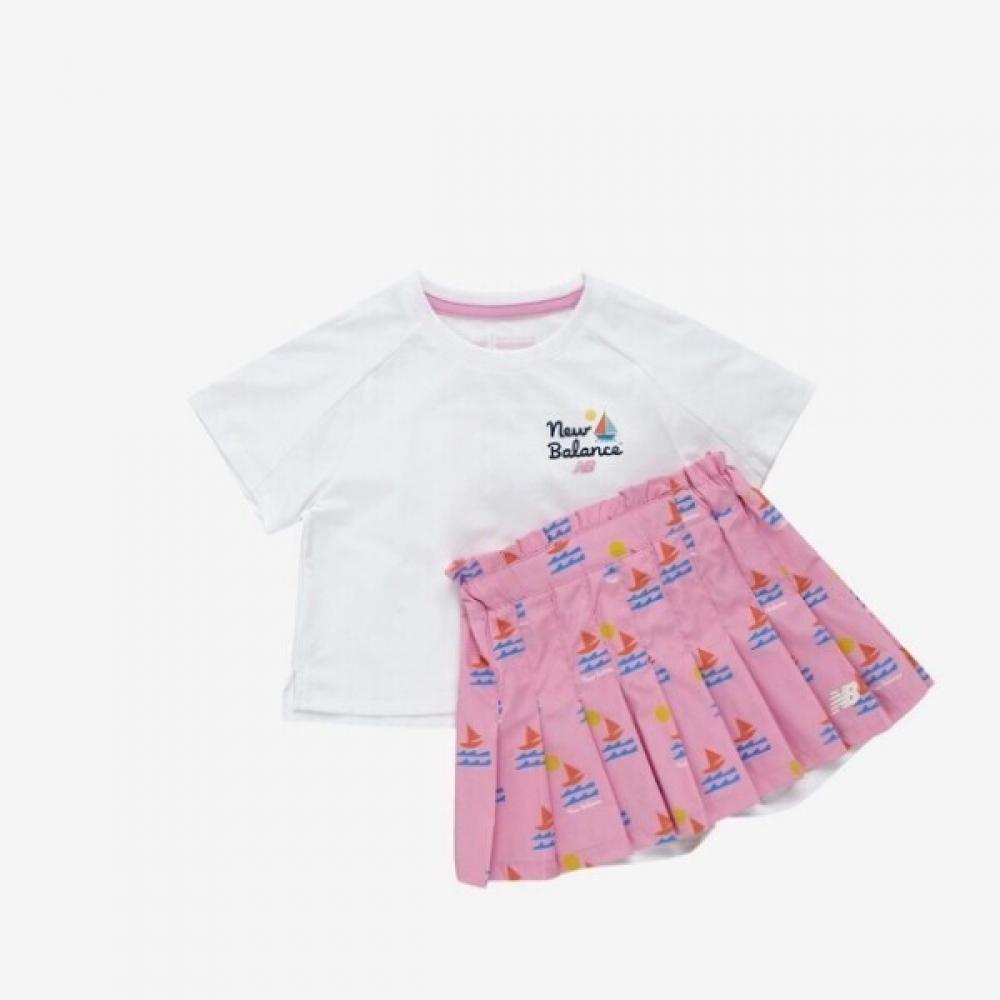

New Balance Kids Training Set Uqs Nk9ye2601g 10 Beach Lounge Front 100