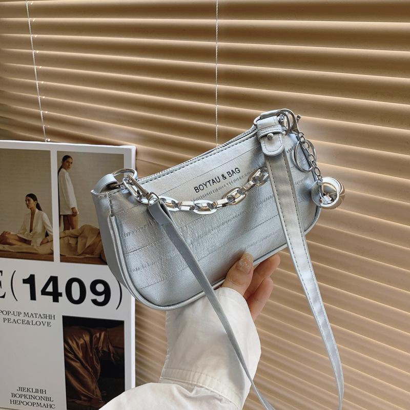

Модна та популярна ланцюжкова сумка під пахвою на одне плече жіноча літня літня 2024 нова сумочка літературна та модна сумка-месенджер срібний
