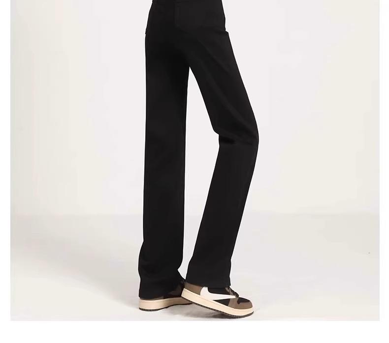 Women's Black Fleece-Lined Slimming Straight-Leg Jeans - Winter Fashion, Versatile, Loose Fit