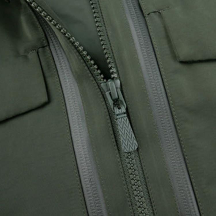 Uniqlo X White Mountaineering Collaboration High-Performance Zippered Loose-Fit Hooded Down Jacket Winter Men outerwear Dark-Green 442563-58