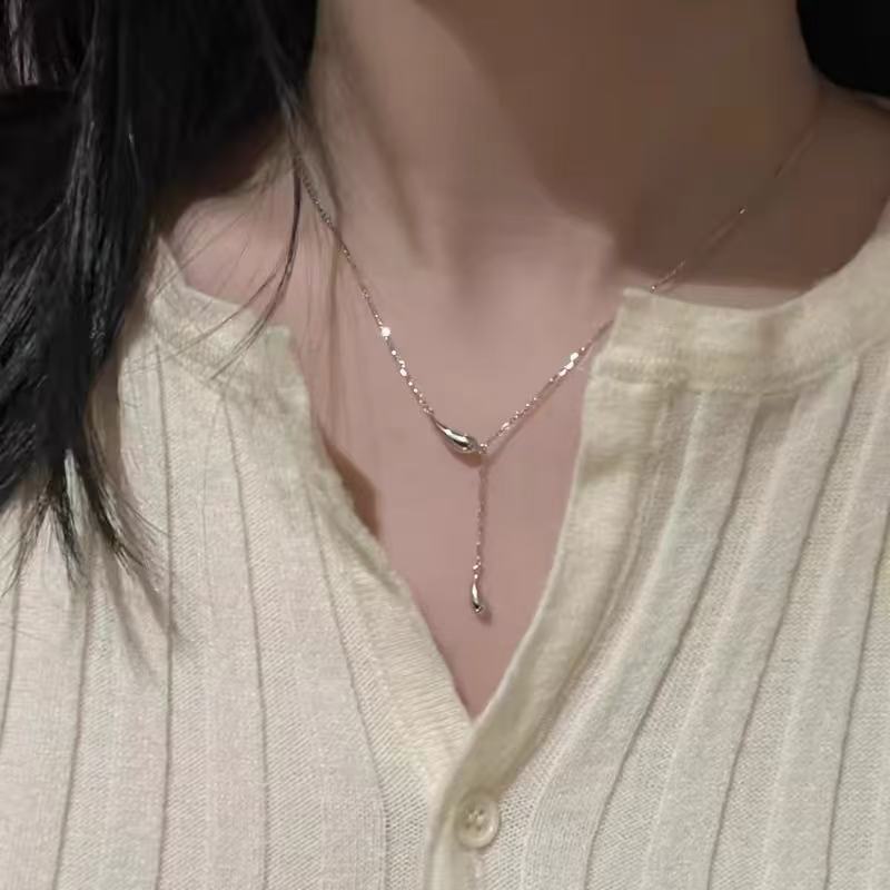 Female Light Luxury Niche Simple Tassel Water Droplet Necklace
