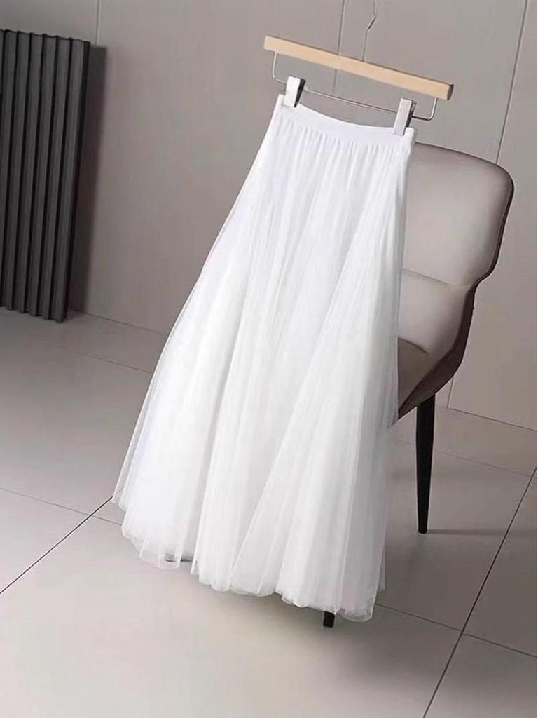 720-Degree A-Line Mesh Skirt: Sheer, Slimming, Long Length, Large Swing, Hip-Covering Design