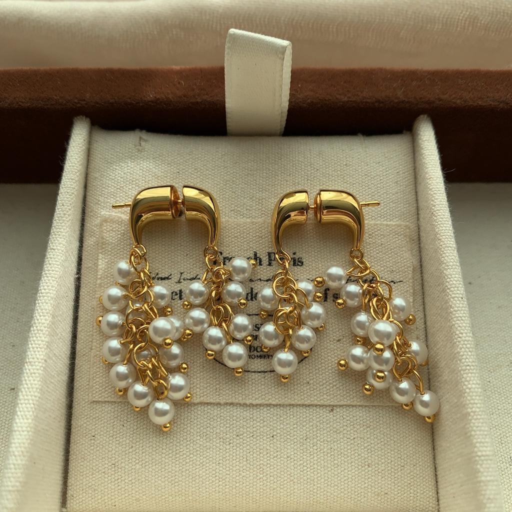 French Multi-Layer Pearl Fringed Ear Buckle Earrings, Court Style, Extravagance, Autumn And Winter Temperament, Versatile Earrings, Light Luxury