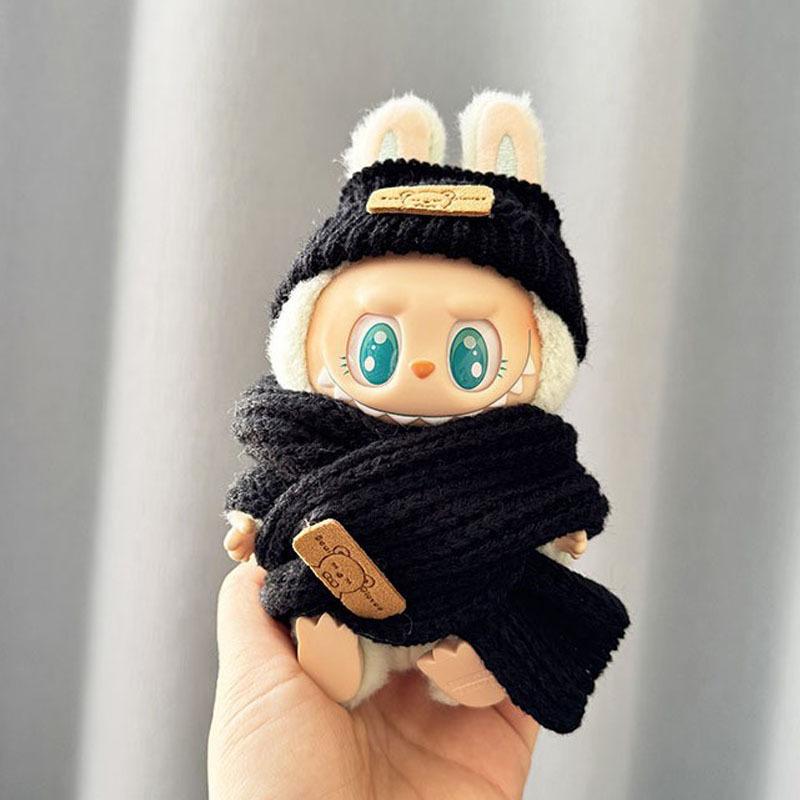 Nové styly Sada oblečení pro panenku pro Labubu Pletený svetr Šála Kalhoty Klobouk Taška Přívěsek pro panenku Dekorativní doplňky Oblečení pro Labubu