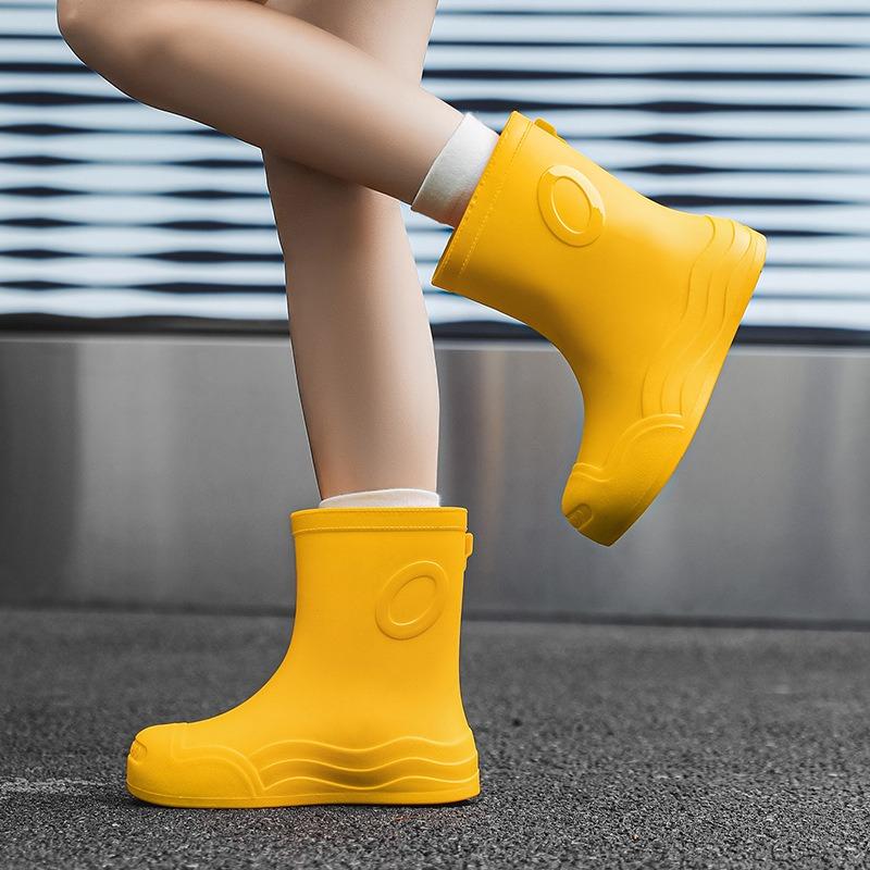Fashion rain shoes women's short non-slip comfortable student water shoes waterproof overshoes water boots work rubber shoes