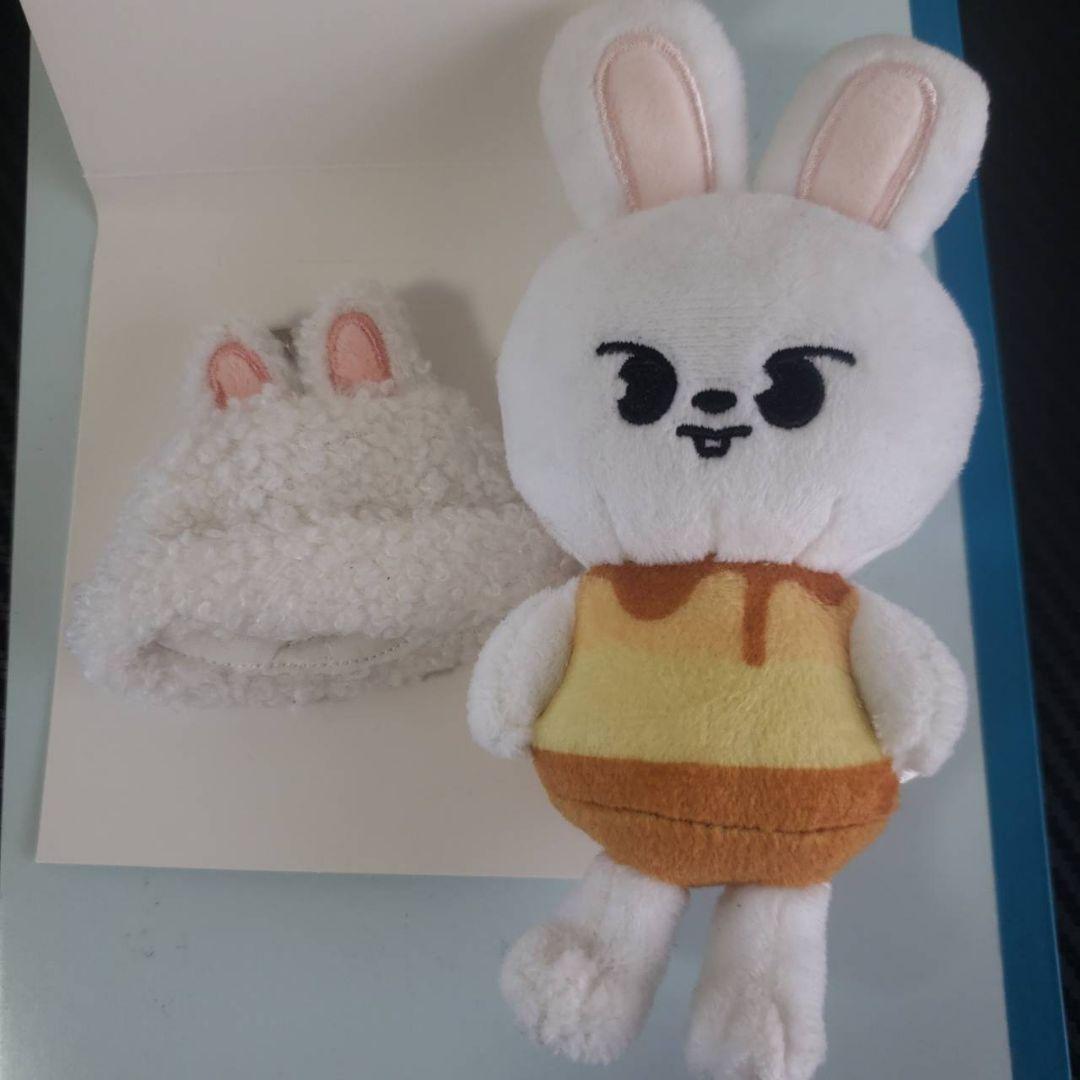 

[USED] straykids Reno Leavitt boa cap, pudding plush keychain