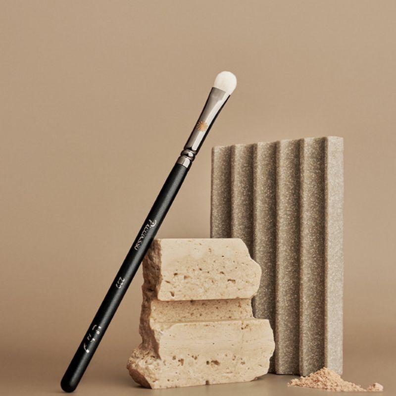 Piccasso 239 Eyeshadow New 239 fluffy eyeshadow