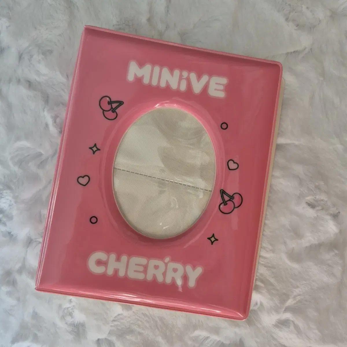

Ive Minive Popup Store Cherry Wonyoung Photo Card Binder Sell