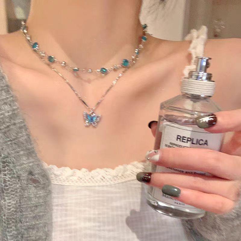 Suitable For Summer Coolness Double-Layer Butterfly Necklace Accessories Women'S Light Luxury Niche Flash Exquisite Collarbone Chain Neck Chain