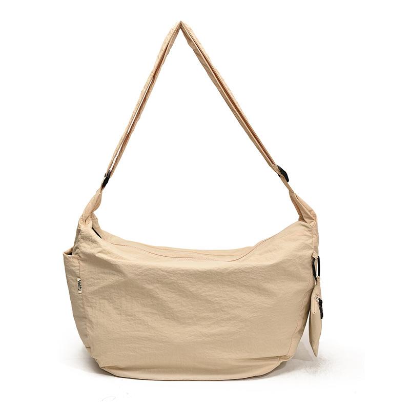 Premium texture bag women's large-capacity new casual niche messenger bag autumn and winter commuter dumpling bag