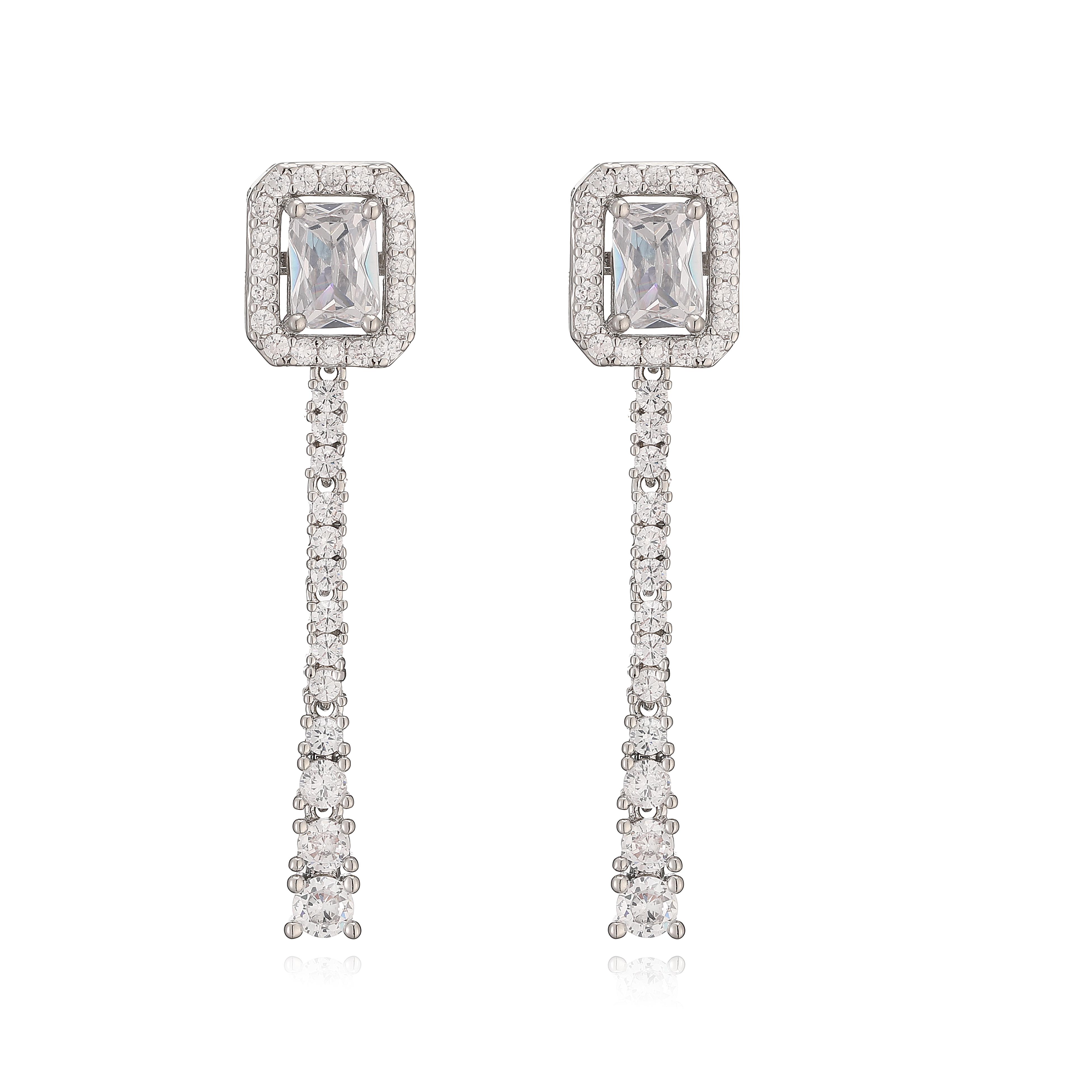 

Luxurious and Exquisite Copper Stud Earrings with Zirconia – Jewellery for Banquets and Parties – Evening Wear Accessories