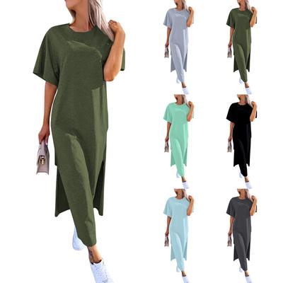 Einfarbiges, kurzärmliges Kleid mit Rundhalsausschnitt und Schlitz am Saum für Damen