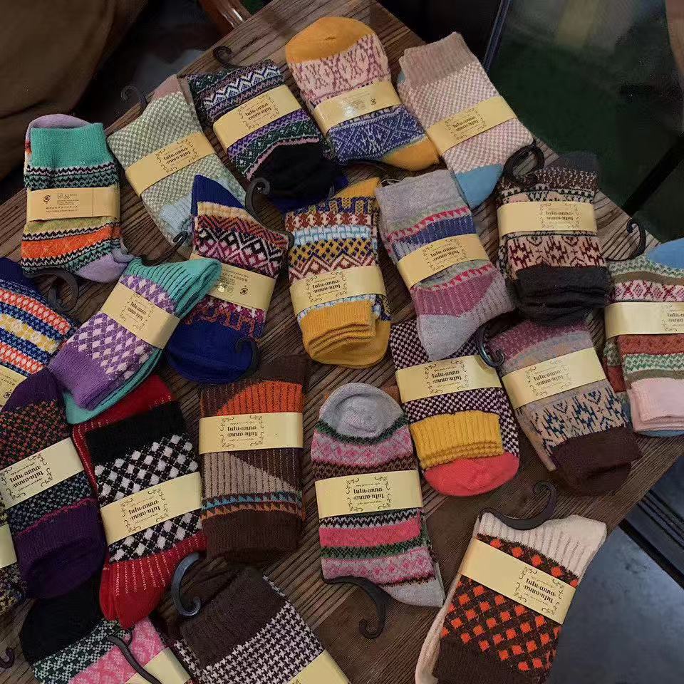 5/10 Pairs Comfortable Casual and Versatile Winter Women's Daily Wear Warm Thick Literary Socks Tutu Pattern Wool Socks Casual Versatile