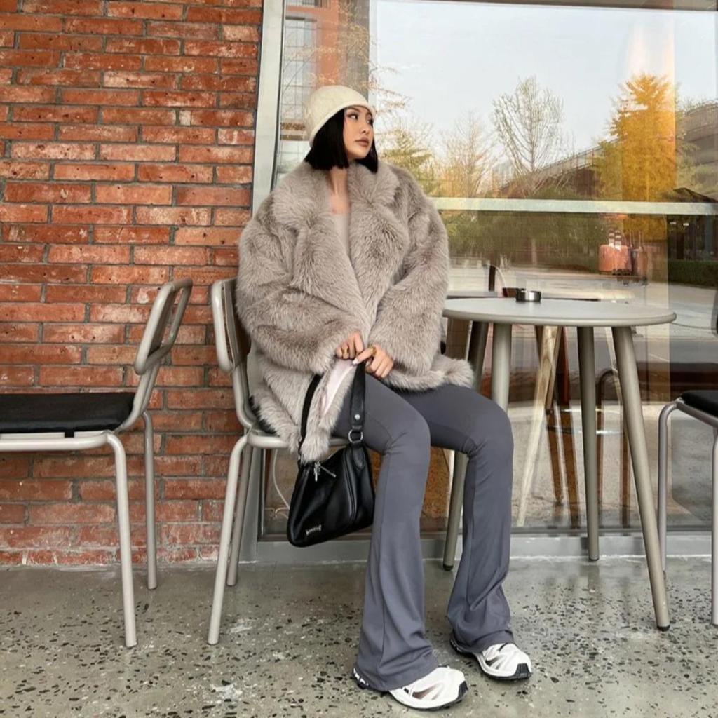 VAYLA Fashionable Street Style Fox Fur Coat Loose Suit Collar Medium Long Imitation Fur Coat for Women Autumn-winter Fur Overcoat