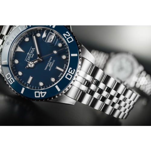 Davosa Ternos Medium Amaranto Automatic Watch, Swiss Made, Silver, 166.195.04, Men's