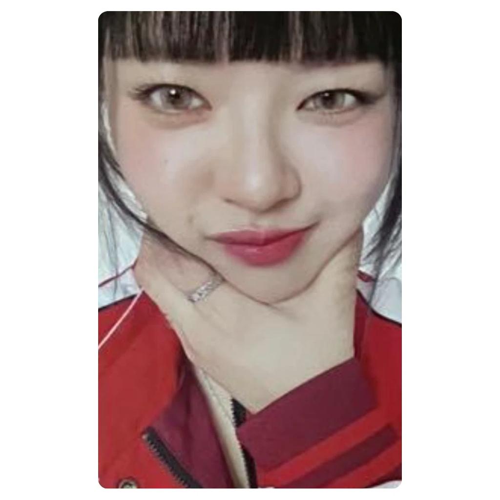 TWICE CARD FOTO SEZONUL SALUTĂRILOR 2026 OFICIAL JYP Fani