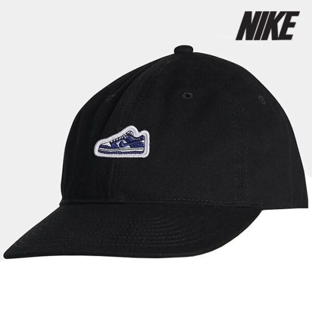 Cap /W3-FN4404-010 / Club Unstructured Dunk Patch Cap FREE