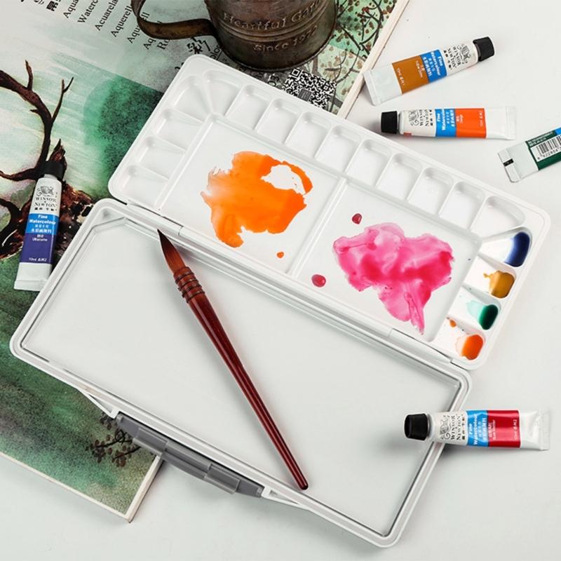 Faltbare Farbpalette mit zwei zusätzlichen geräumigen Mischbereichen für Aquarell-, Gouache- und Ölmalerei