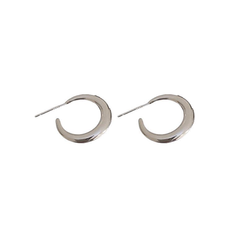Silver Needle C-Shaped Metal Hoop Earrings - European & American Heavy Industrial Design, Fashionable, Versatile High-End Women's Studs.