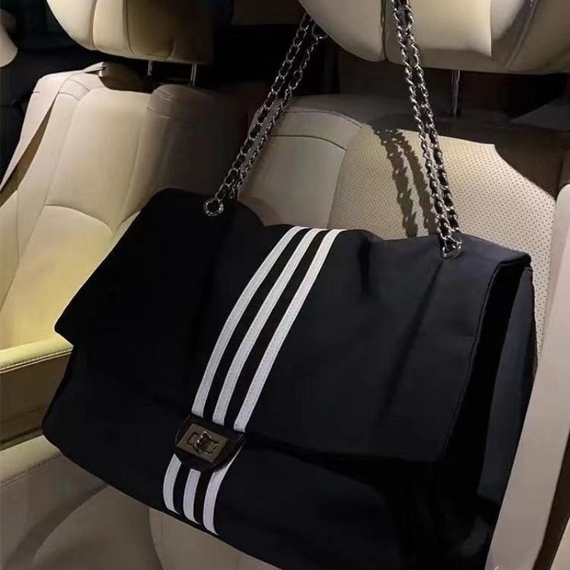 

Одноплечная сумка кроссбоди, сумка-мессенджер, простая и универсальная, большой вместимости, на цепочке, с цветными блоками чёрный