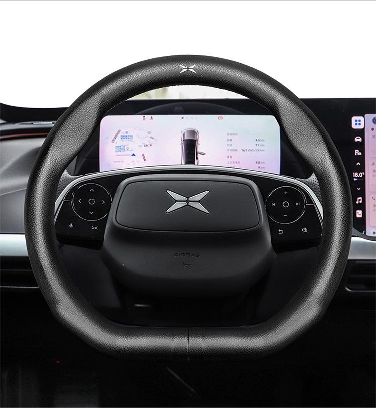 XPeng P7/P5/G3i/G9F Echte Lederlenkradabdeckung: Schweißabweisend, Ultraleicht, Ganzjahres