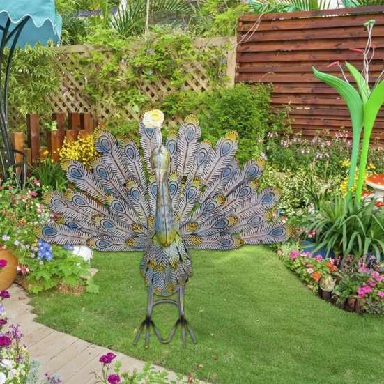 Zahradní páví socha Železný patinovaný páv Dekorace trávníku Venkovní patio Yard Art Ptačí socha Dárek pro milovníky pávů