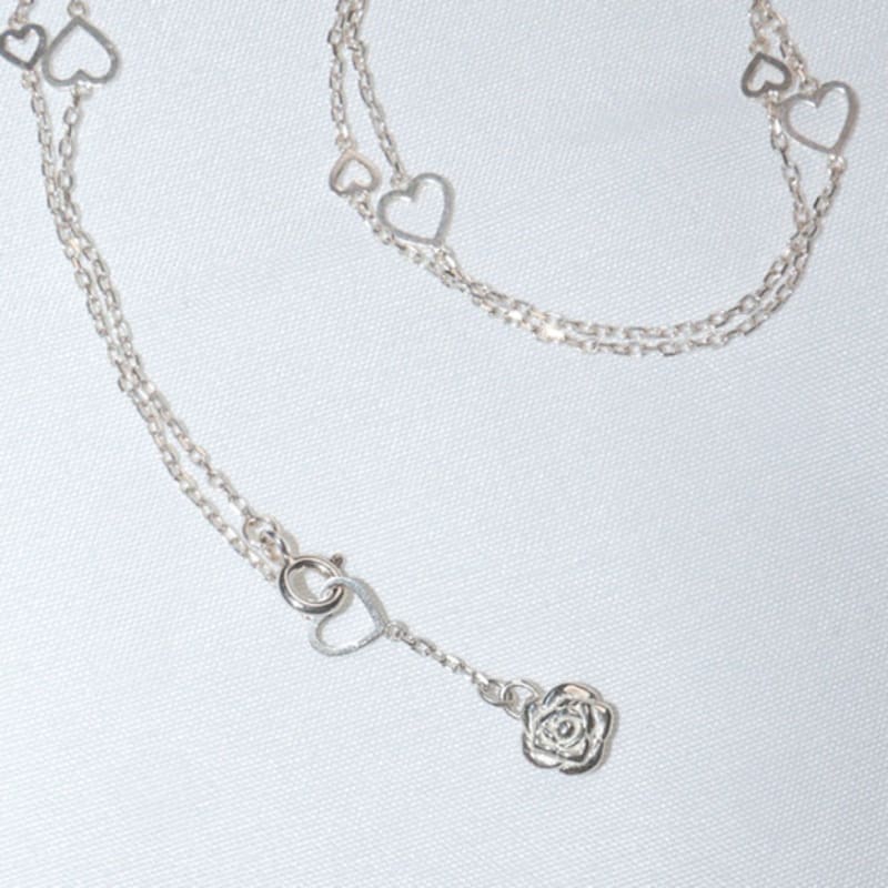 LOASI lovely rose. long heart chain necklace