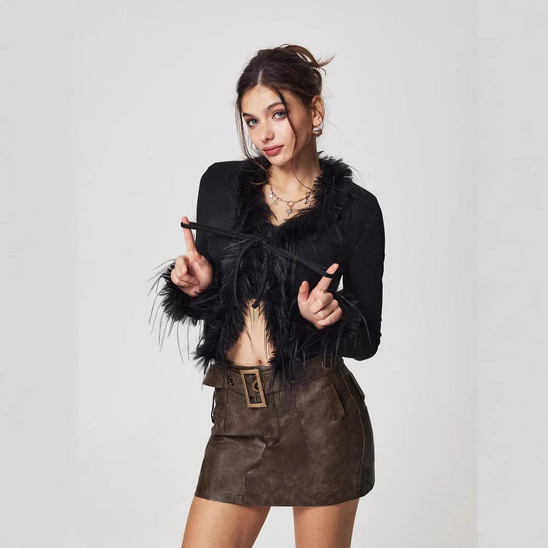 

Women s European & American INS Plush V-Neck Short Cardigan Top S