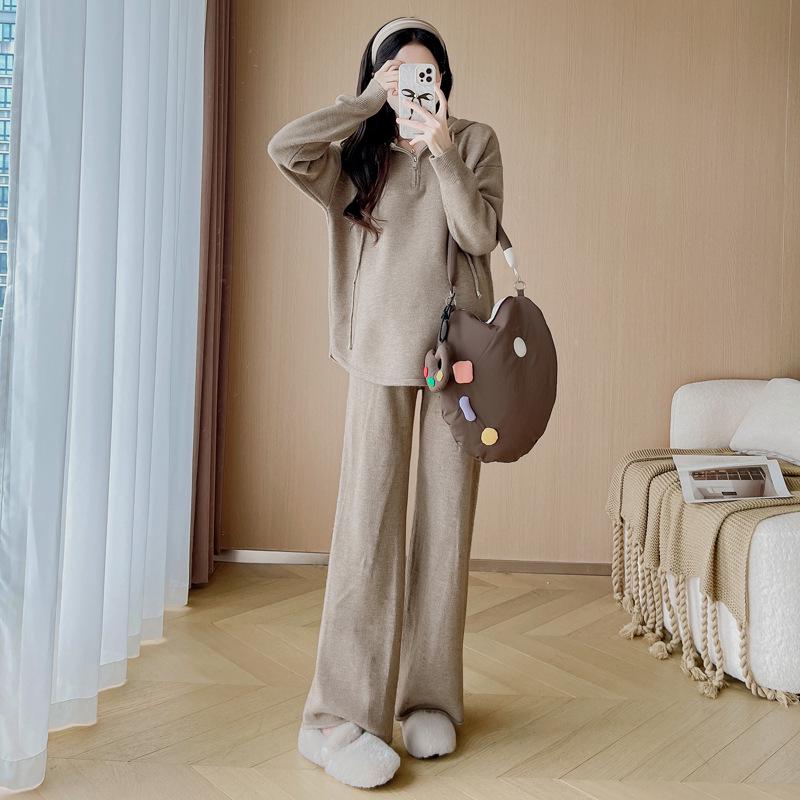 

Autumn/Winter Maternity Fashion: Loose-Fit Top and Pants Set L