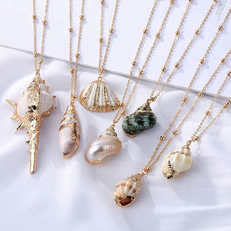 Gold-Edged Seashell Conch Pendant Necklace - Natural Beach Vintage Women's Jewelry