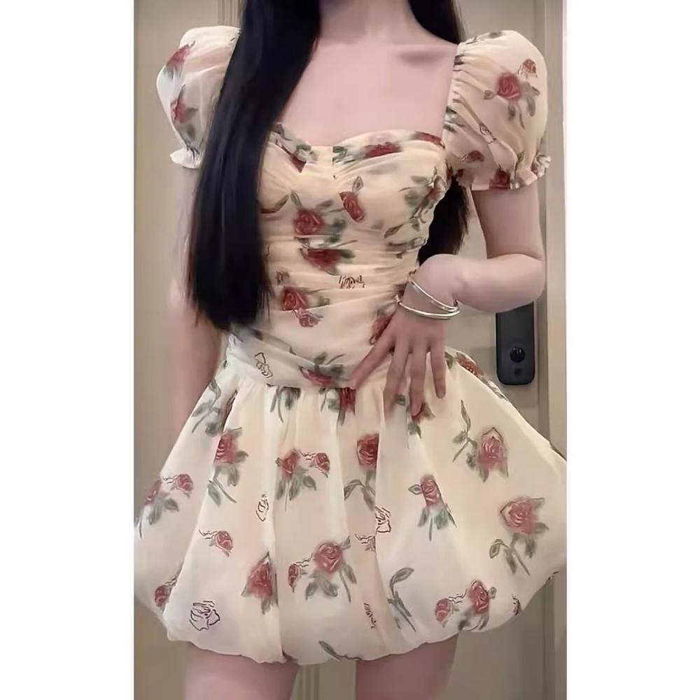 Dress temperament, high-end women, summer chic stunning, short sleeves, floral long skirts