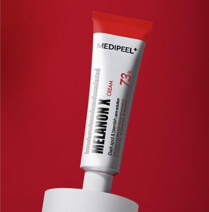 Aufhellende Punktpflege-Creme für reine & ebenmäßige Haut