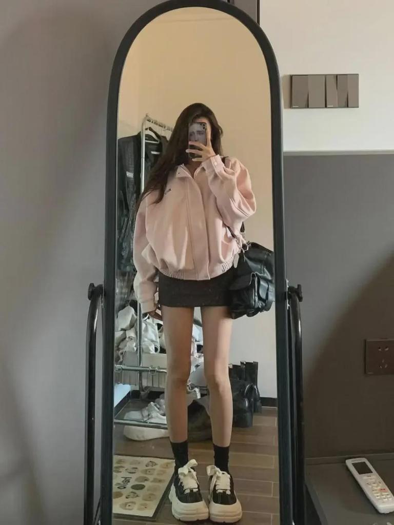 Hong Kong Style Pink Lapel Workwear Jacket for Women - Retro Spring/Autumn Design