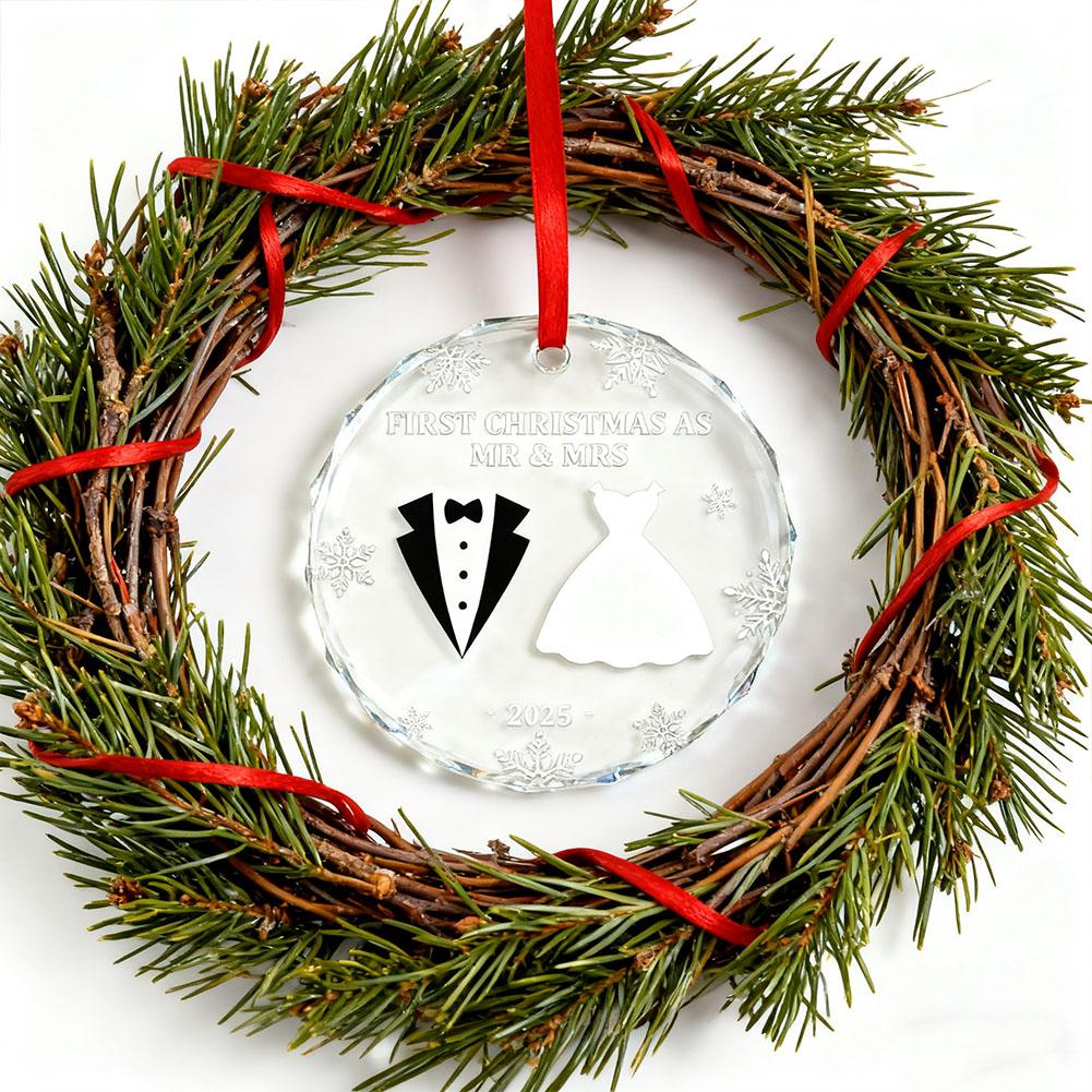Custom First Christmas Glass Ornament 2025 Personalized Christmas Ornament with Custom Name Date Keepsake Gift for Couple B9D5