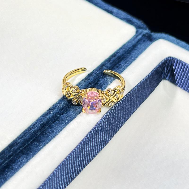 Exquisite Pink Diamond Butterfly Crown Ring: Fashionable, Versatile, Unique Design for Women